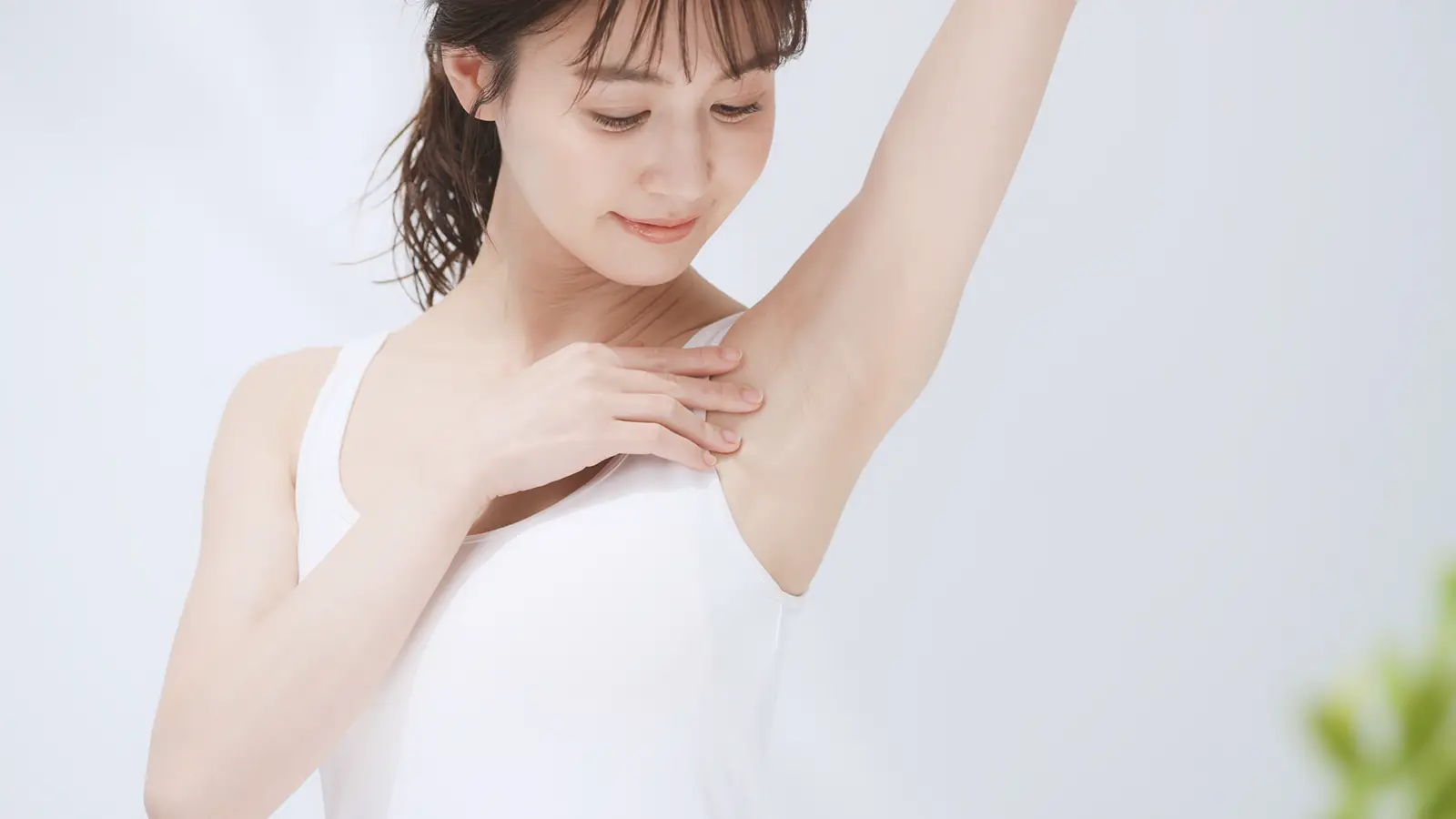 ワキ脱毛のメリットと、効果を感じるまでの目安